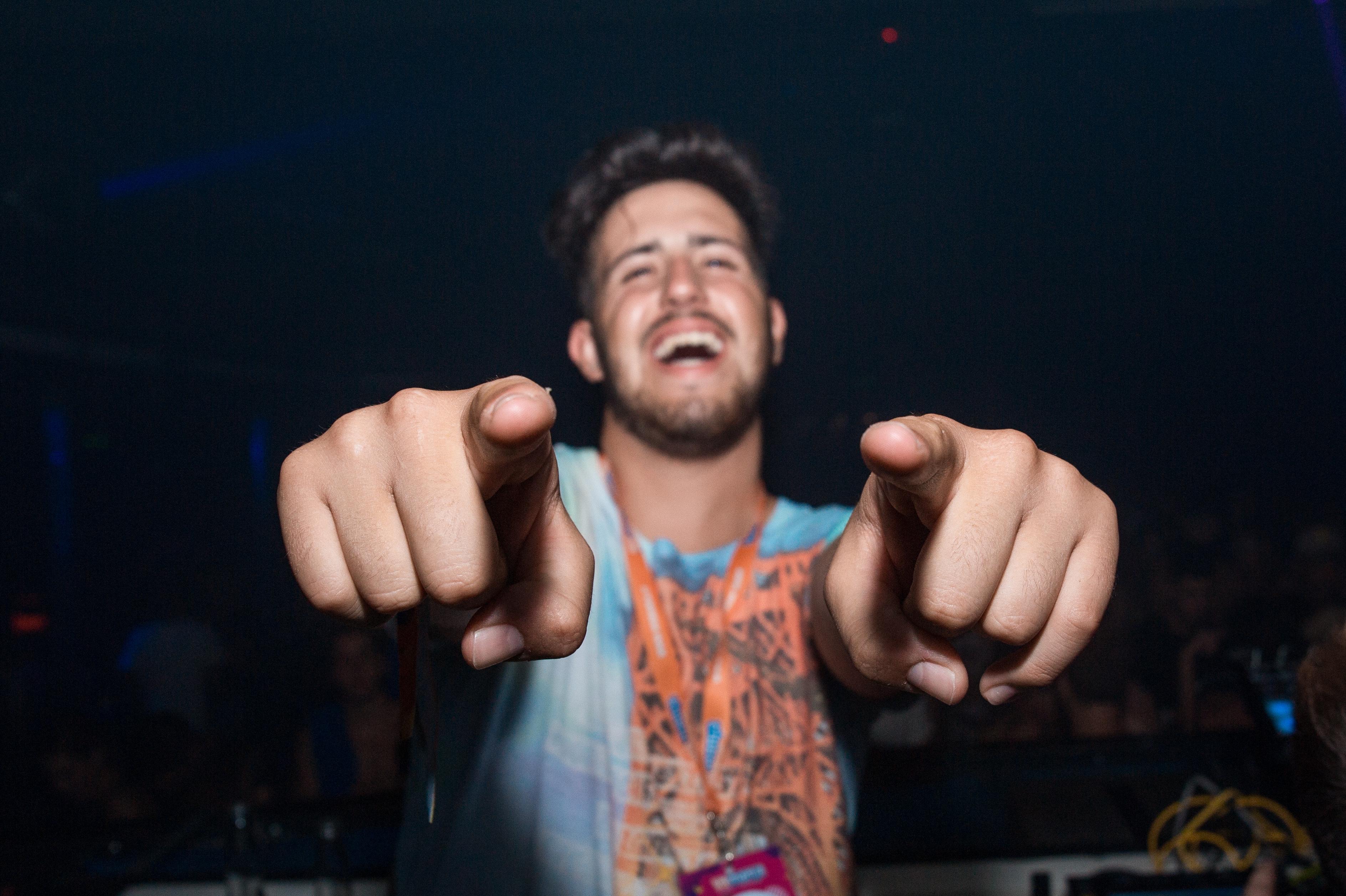 DJ DI LEO al Sizzle club